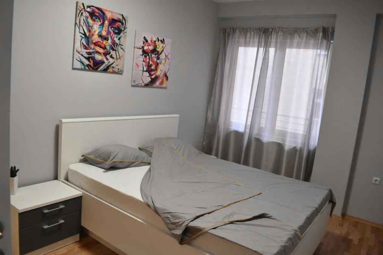 سكوبجي Apartment Grozdanovski المظهر الخارجي الصورة